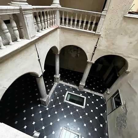Happy Family Apartments Giustiniani Genoa Luaran gambar